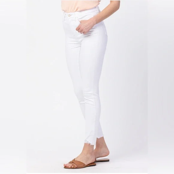 NEW Judy Blue White Skinny Fit Jeans Women's 11 / 30 Raw Hem Stretch Denim 88453 - Picture 5 of 12